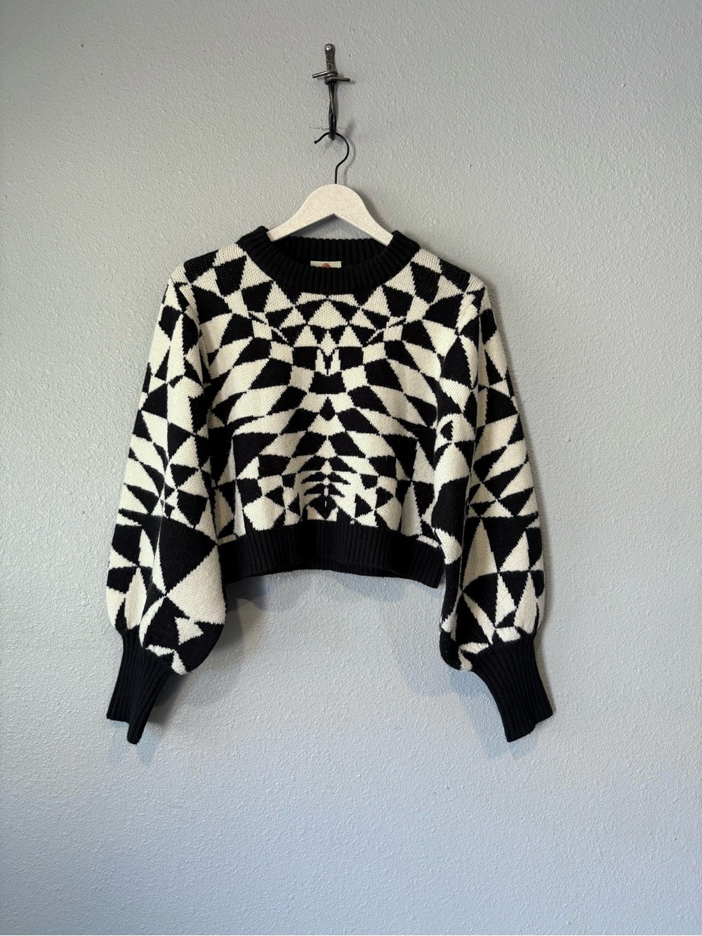 Farm Rio Deco Geometric Knit Black White Balloon Sleeve Sweater size medium - Picture 2 of 7